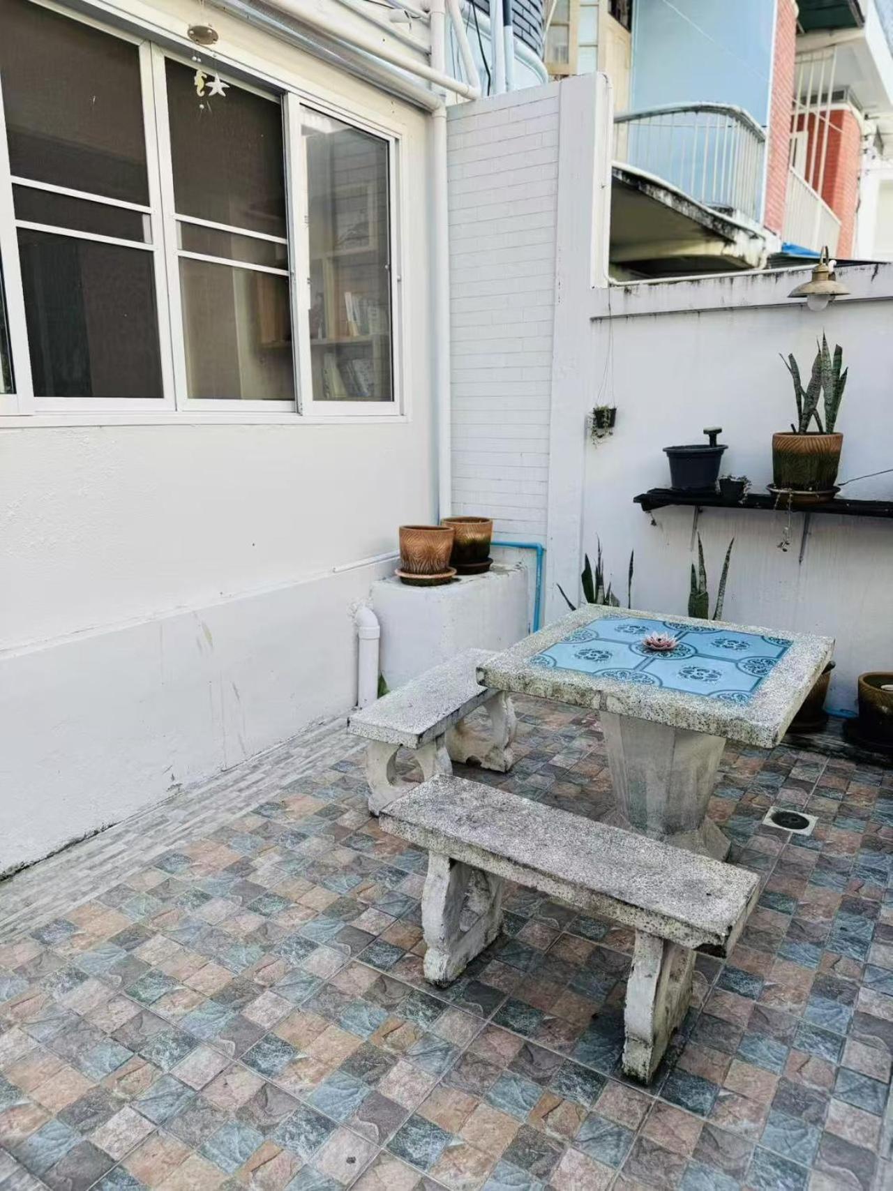 Ferienwohnung Float'S House Chiang Mai Exterior foto