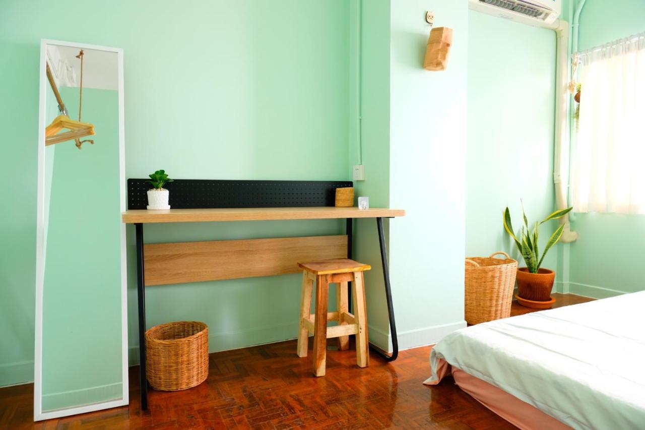Ferienwohnung Float'S House Chiang Mai Exterior foto